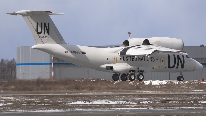 Antonov An-148