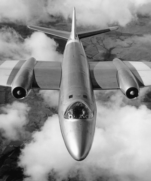 Canberra T.4