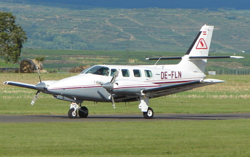 Cessna T303