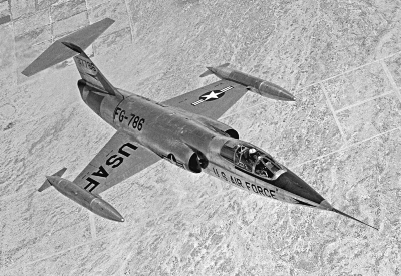 XF-104