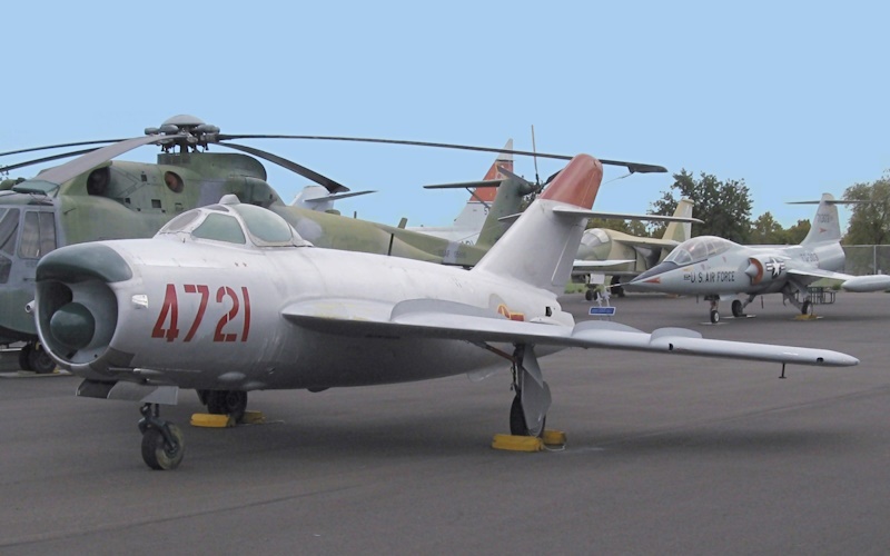 Mikoyan MiG-17PF Fresco-D