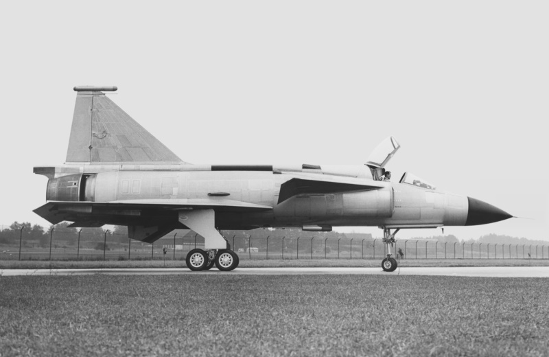 SAAB 37 prototype