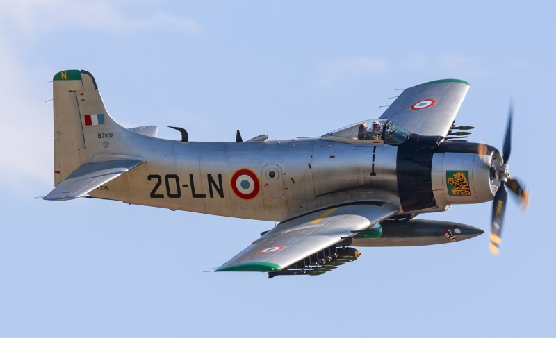 AD-4N in French colors