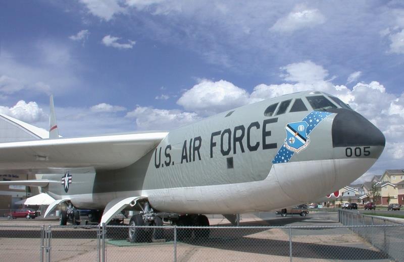 B-52, Development, Specifications, & Combat History